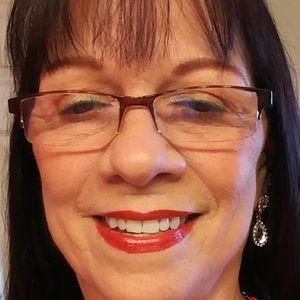 Meet your Posher, Jane